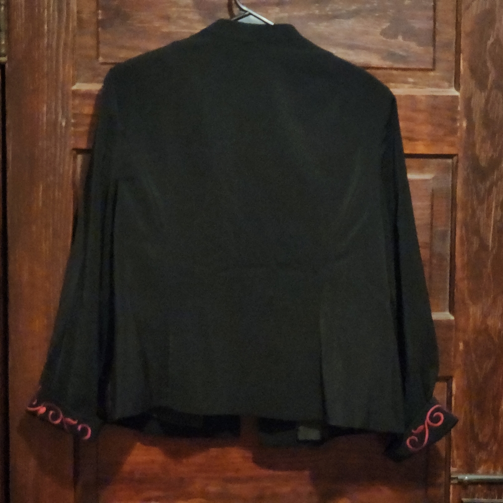 Vintage Ann Travis Black Collarless Blazer with Red Embroidery Size 16W Petite - Picture 6 of 15
